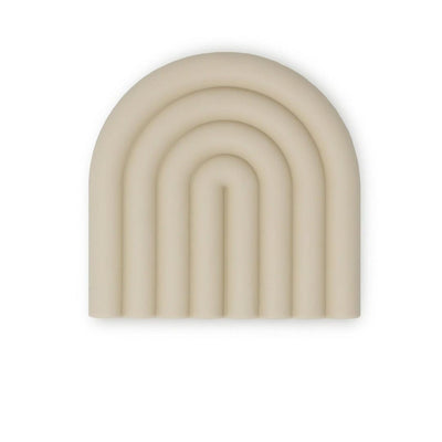 Mordedor de Arco-Íris Mushie Shifting Sand - Material Seguro