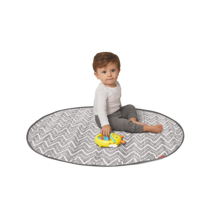 
    Tapete De Viagem Skip Hop Portátil Cinza - SH - SH Babytunes
  