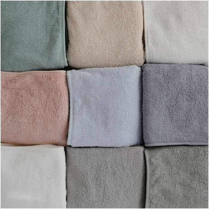 
    Toalha Infantil Com Capuz de Algodão Orgânico Mushie Gray - Mushie Babytunes
  